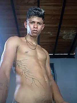 Snapshot of God_Eros_23cm chatting on April 2026 08:36:01 PM God Eros 23cm online show from April 2026 08:36:01 PM