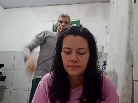 Snapshot of BrenoAvelar chatting on May 2026 05:45:02 AM BrenoAvelar online show from May 2026 05:45:02 AM