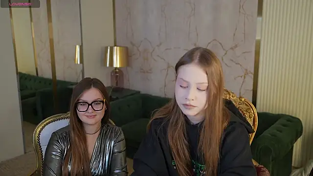 Snapshot of Esmie_Smile chatting on October 2025 11:05:02 AM Esmie Smile online show from October 2025 11:05:02 AM