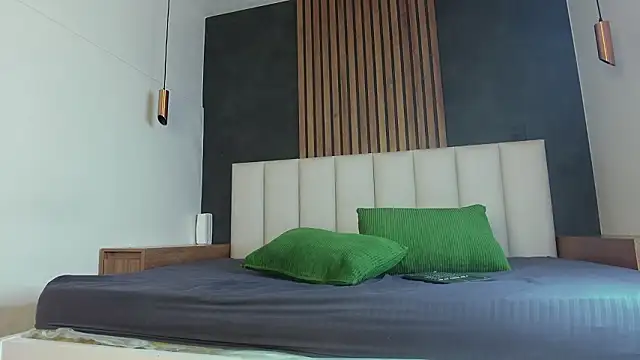 RiriiBrunette   online show from February 2026 08:15:01 PM