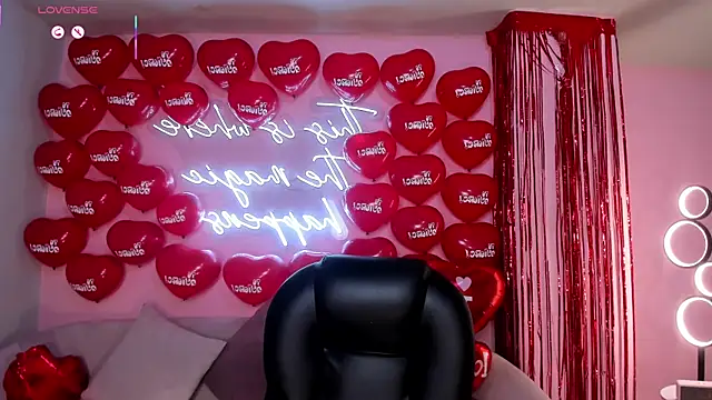 AgathaKondo  online show from February 2026 06:26:01 PM