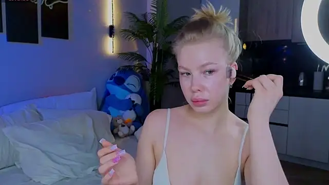 Snapshot of emilyshepar_d chatting on May 2026 02:28:01 AM emilyshepar d online show from May 2026 02:28:01 AM