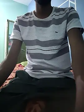 RAYI Queen 4 online show from April 2026 01:22:02 AM