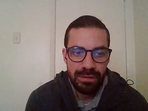 Snapshot of MartyTheSmarty chatting on November 2025 11:28:01 PM MartyTheSmarty online show from November 2025 11:28:01 PM