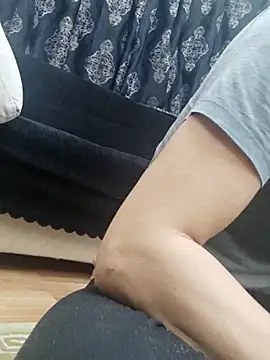 Snapshot of Apooabe chatting on November 2025 12:32:01 AM Apooabe online show from November 2025 12:32:01 AM