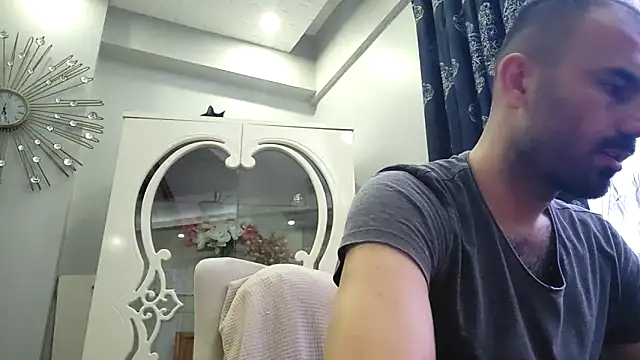 Snapshot of Apooabe chatting on February 2026 03:05:01 PM Apooabe online show from February 2026 03:05:01 PM