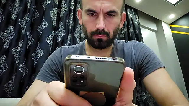 Snapshot of Apooabe chatting on February 2026 05:30:01 PM Apooabe online show from February 2026 05:30:01 PM