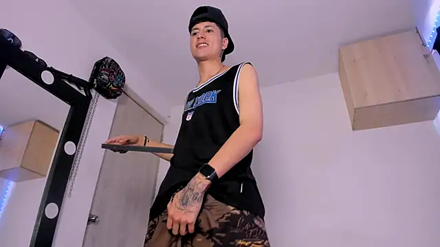 Snapshot of Mateo_Escobar chatting on September 2025 04:08:02 PM Mateo Escobar online show from September 2025 04:08:02 PM