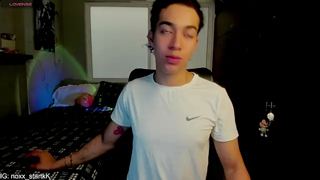 Noxx starkK online show from March 2026 06:26:01 PM