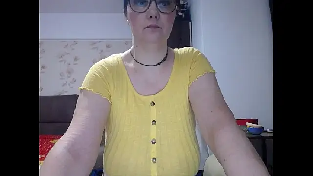 Mary x online show from February 2026 03:45:01 AM