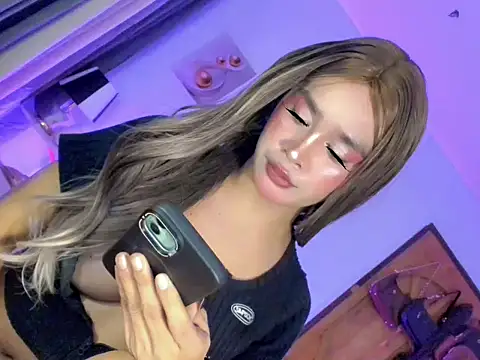Spicyhugecock69 online show from May 2026 07:42:02 PM