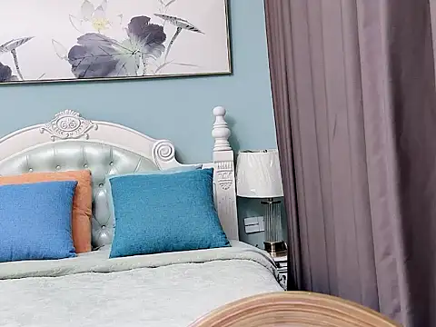 sarah111 online show from December 2025 04:32:01 AM