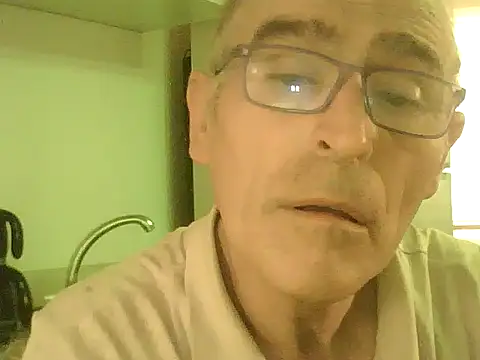 Snapshot of isogok22 chatting on May 2026 05:20:02 PM isogok22 online show from May 2026 05:20:02 PM
