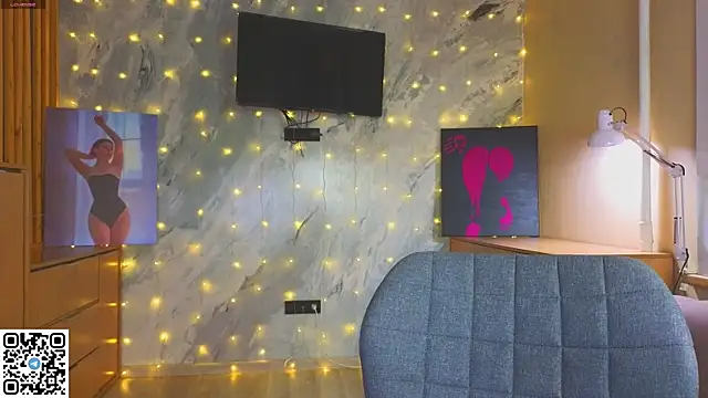 miss bubbles  online show from December 2025 12:48:01 AM