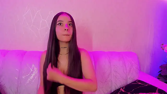 Snapshot of AlliceWinter chatting on February 2026 12:28:01 AM AlliceWinter online show from February 2026 12:28:01 AM