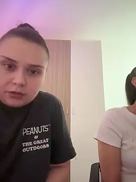 Snapshot of FemmeAffair chatting on February 2026 12:32:01 AM FemmeAffair online show from February 2026 12:32:01 AM