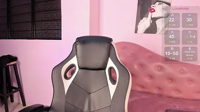 Snapshot of PamelaCullen chatting on February 2026 09:39:01 AM PamelaCullen online show from February 2026 09:39:01 AM