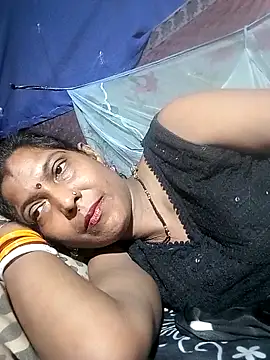 Snapshot of Savita992 chatting on April 2026 07:55:03 AM Savita992 online show from April 2026 07:55:03 AM