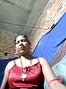 Snapshot of Savita992 chatting on April 2026 03:10:02 PM Savita992 online show from April 2026 03:10:02 PM