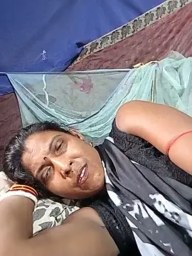 Snapshot of Savita992 chatting on June 2026 07:57:01 AM Savita992 online show from June 2026 07:57:01 AM