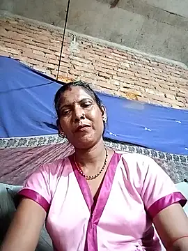 Snapshot of Savita992 chatting on July 2026 07:25:02 AM Savita992 online show from July 2026 07:25:02 AM