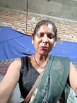 Snapshot of Savita992 chatting on July 2026 10:43:02 AM Savita992 online show from July 2026 10:43:02 AM