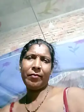 Snapshot of Savita992 chatting on July 2026 11:40:02 PM Savita992 online show from July 2026 11:40:02 PM