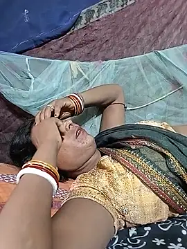 Snapshot of Savita992 chatting on July 2026 10:18:02 AM Savita992 online show from July 2026 10:18:02 AM