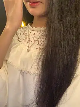 Nhinhi18 online show from March 2026 03:45:01 PM