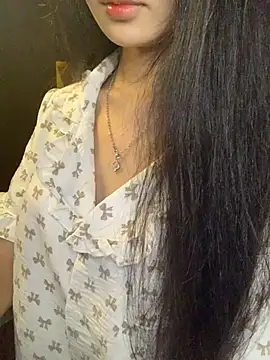 Nhinhi18 online show from April 2026 03:09:01 PM