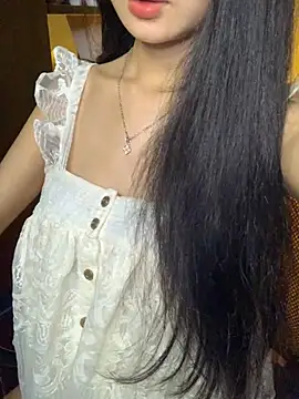 Nhinhi18 online show from June 2026 02:54:01 PM