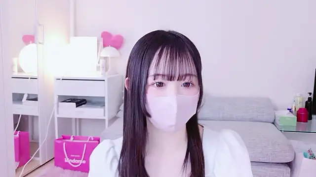 Snapshot of o-AKANE-o chatting on April 2026 05:32:02 AM o-AKANE-o online show from April 2026 05:32:02 AM