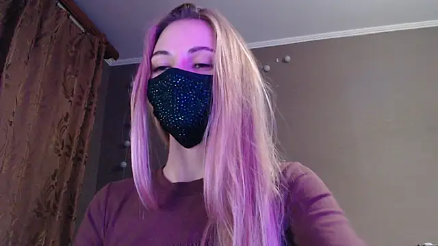 Snapshot of Iris_lave chatting on October 2025 03:47:02 PM Iris lave online show from October 2025 03:47:02 PM