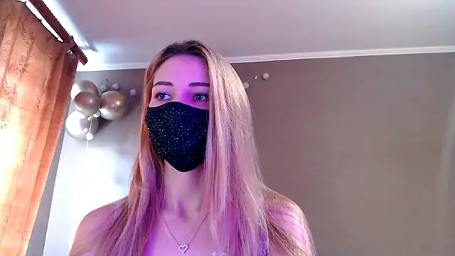 Snapshot of Iris_lave chatting on November 2025 11:43:02 AM Iris lave online show from November 2025 11:43:02 AM