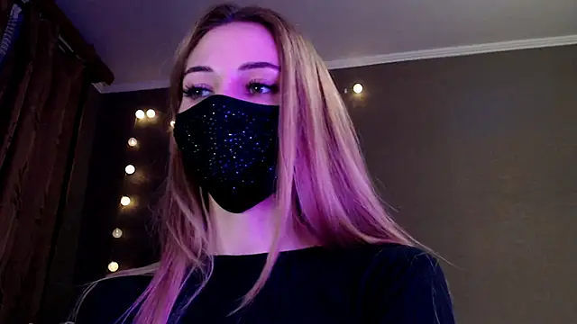 Snapshot of Iris_lave chatting on January 2026 03:48:02 PM Iris lave online show from January 2026 03:48:02 PM