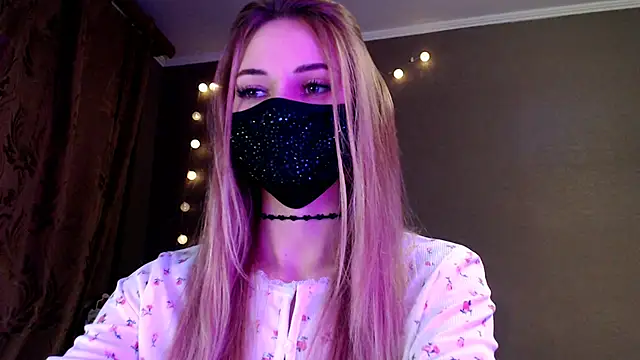 Snapshot of Iris_lave chatting on January 2026 05:07:02 PM Iris lave online show from January 2026 05:07:02 PM