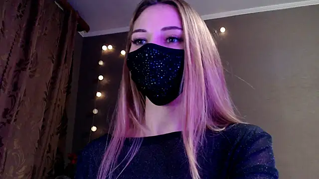 Snapshot of Iris_lave chatting on February 2026 04:17:01 PM Iris lave online show from February 2026 04:17:01 PM