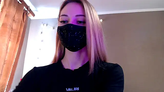 Snapshot of Iris_lave chatting on February 2026 01:16:02 PM Iris lave online show from February 2026 01:16:02 PM