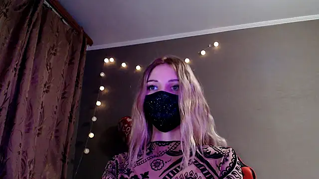 Snapshot of Iris_lave chatting on February 2026 06:15:01 PM Iris lave online show from February 2026 06:15:01 PM