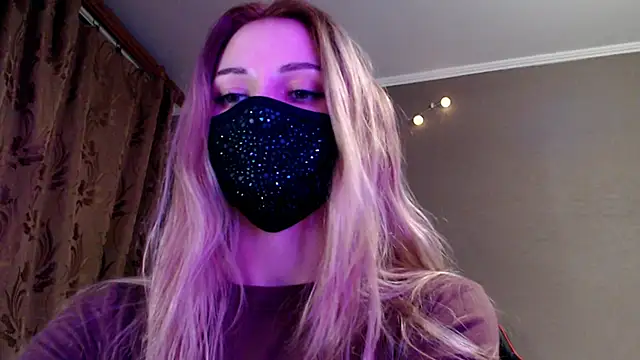 Snapshot of Iris_lave chatting on February 2026 04:58:01 PM Iris lave online show from February 2026 04:58:01 PM