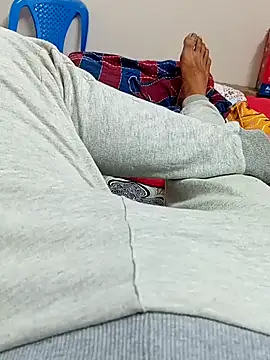 hackyourpussyxh online show from November 2025 12:31:02 AM