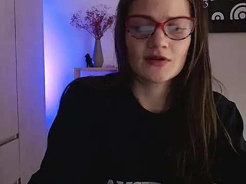 Snapshot of Camila-ventura chatting on October 2025 02:17:02 AM Camila-ventura online show from October 2025 02:17:02 AM