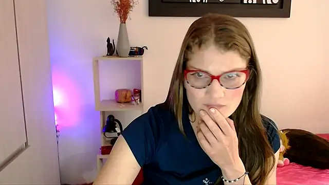 Snapshot of Camila-ventura chatting on January 2026 10:14:02 PM Camila-ventura online show from January 2026 10:14:02 PM