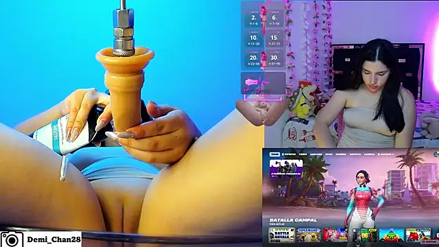 Snapshot of demi_chan chatting on June 2026 08:48:01 AM demi chan online show from June 2026 08:48:01 AM