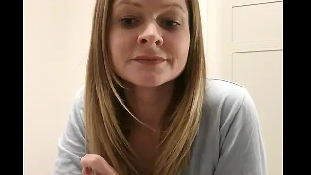 Ginger-bb online show from November 2025 03:43:02 PM