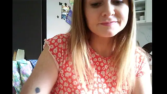 Ginger-bb online show from November 2025 12:53:01 PM