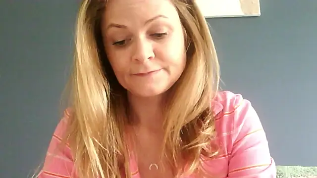 Ginger-bb online show from April 2026 05:49:02 AM