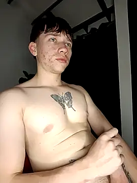 Snapshot of Logan_sixxer chatting on September 2025 07:18:02 AM Logan sixxer online show from September 2025 07:18:02 AM