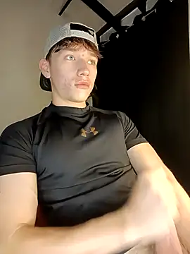 Snapshot of Logan_sixxer chatting on October 2025 10:19:01 PM Logan sixxer online show from October 2025 10:19:01 PM