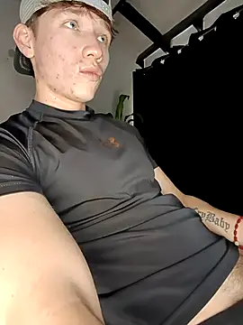 Snapshot of Logan_sixxer chatting on October 2025 09:37:01 PM Logan sixxer online show from October 2025 09:37:01 PM